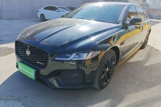 捷豹XFL 2021款 XFL 2.0T P250 四驱曜黑运动版