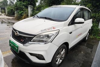 北汽幻速H3 2015款 1.5L 手动豪华型