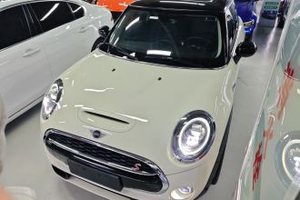 MINI 2019款 2.0T COOPER S 经典派