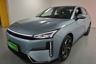 吉利银河 银河L6 2025款 EM-i 140km 星舰版