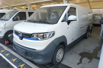 福田 智蓝精灵E7 2024款 纯电动厢式运输车 平顶2座 宁德时代46.36kWh