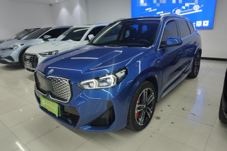 宝马iX1 2023款 xDrive30L M运动套装