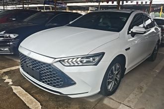 比亚迪 秦PLUS 2024款 荣耀版 DM-i 120KM领先型