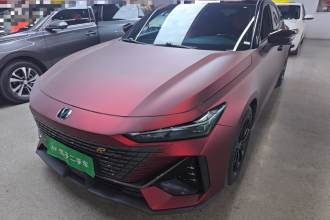 长安UNI-V 2022款 1.5T 尊贵型