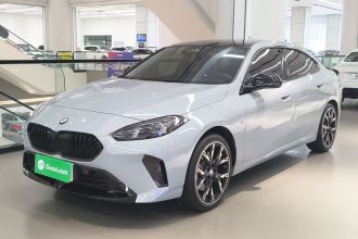 宝马2系 2025款 225L M运动曜夜套装