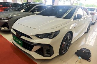 广汽传祺 影豹 2023款 400T 自动R PRO