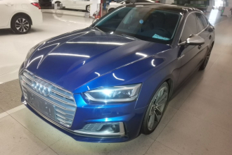奥迪A5 2017款 Sportback 45 TFSI quattro 运动型