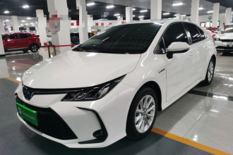 丰田 卡罗拉 2021款 双擎 1.8L E-CVT精英版