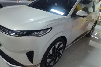 东风奕派 eπ008 2025款 210Ultra增程版 5座