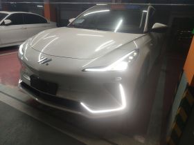 智己汽车 智己LS7 2023款 90kWh Elite后驱版