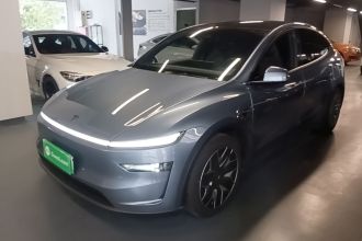 特斯拉 Model Y L 2025款 长续航全轮驱动版