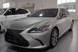 雷克萨斯ES 2023款 200 卓越版