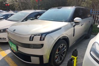 领克900 2025款 2.0T Ultra