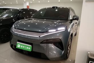 比亚迪 唐L 2025款 DM 200KM四驱激光雷达旗舰型