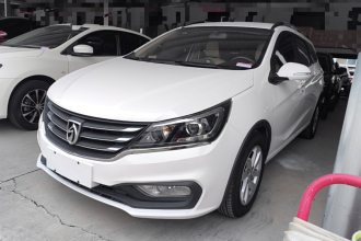 宝骏310W 2017款 1.5L 手动时尚型 国V