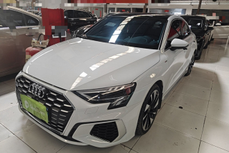 奥迪A3 2023款 改款 A3L Limousine 35 TFSI 时尚运动型