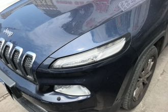 Jeep 自由光 2016款 2.4L 优越版
