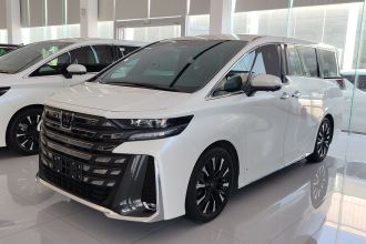 丰田 威尔法 2024款 皇冠 双擎 2.5L 至尊行政版