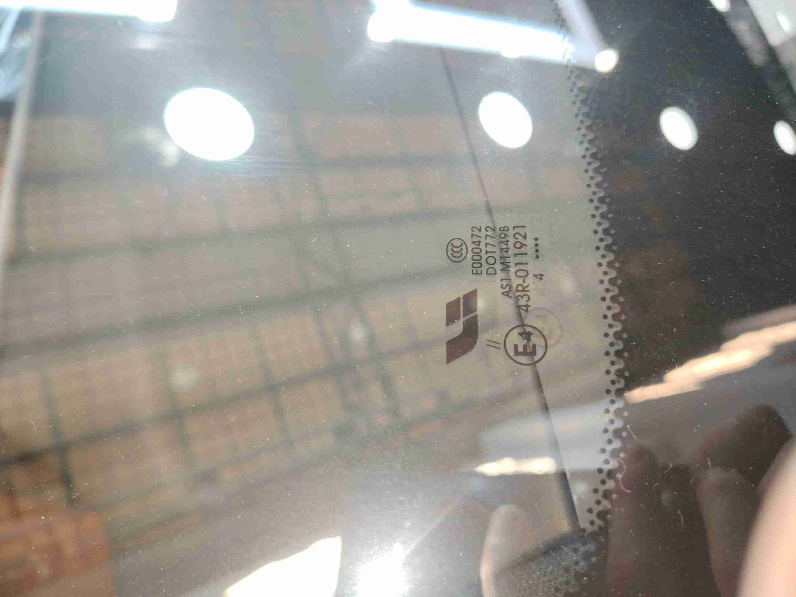前风挡玻璃更换记录实拍