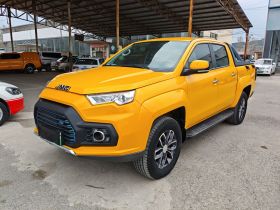 江铃 域虎EV 2022款 4x2 LX JX1032PSEF5BEV