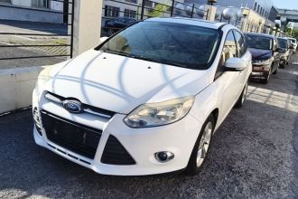 福特 福克斯 2012款 两厢 1.6L 自动风尚型