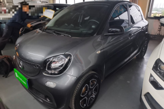 smart forfour 2016款 0.9T 66千瓦先锋版