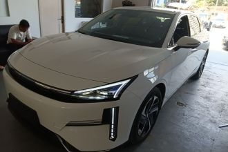 吉利银河 银河L6 2024款 60km PLUS 龙腾版
