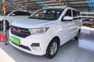 五菱汽车 五菱宏光 2019款 1.5L S标准型国VI LAR