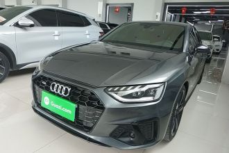 奥迪A4L 2022款 45 TFSI quattro 臻选动感型
