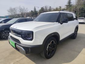 北京越野 北京BJ30 2024款 1.5T 魔核电驱进阶版