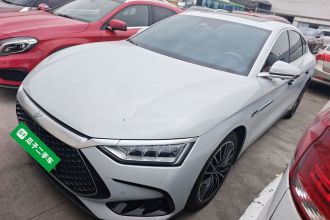 比亚迪 汉 2024款 DM-i 荣耀版 121KM 尊荣型