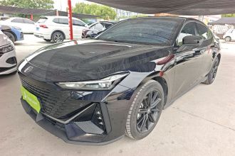 长安UNI-V 2025款 1.5T 500Bar高能版