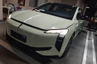 红旗EH7 2025款 690 智选版