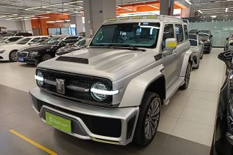 超境汽车 共创坦克300 2021款 2.0T 赛博坦克