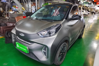 奇瑞QQ 小蚂蚁 2022款 改款 甜粉款 半糖版 磷酸铁锂 30.7kWh 30kW 301km