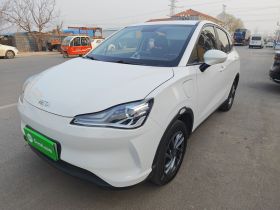哪吒汽车 哪吒V 2022款 潮 300 Lite 磷酸铁锂
