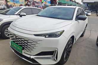 长安UNI-K 2024款 2.0T 两驱全球行版