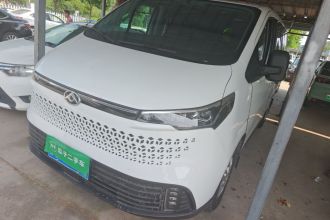 上汽大通MAXUS 新途V70 2023款 2.0T 精英版 手动短轴低顶 5/6座（125Ps）