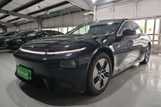 小鹏P7 2023款 P7i 702 Pro