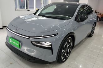 小鹏G7 2025款 702 超长续航 Ultra