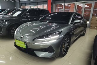 腾势Z9GT 2024款 1100四驱Max版