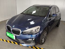 宝马2系旅行车 2018款 218i 尊享型运动套装