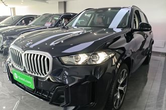 宝马X5 2023款 xDrive 30Li 尊享型M运动曜夜套装