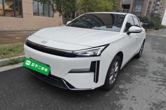 吉利银河 银河L6 2025款 EM-i 60km 启航版