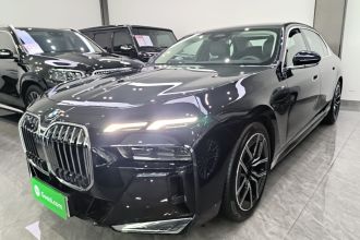 宝马7系 2023款 735Li M运动套装
