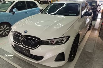 宝马i3 2024款 eDrive 40 L 曜夜套装