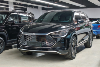 比亚迪 唐新能源 2022款 DM-p 215KM 四驱旗舰型