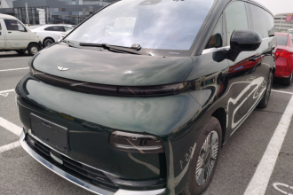 吉利银河 翼真L380 2024款 140度 6座 四驱Ultra