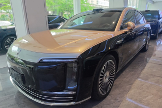 鸿蒙智行 尊界S800 2025款 增程 星辉尊享版 5座 (192线激光雷达）