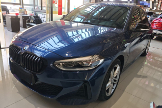 宝马1系 2021款 改款 120i M运动曜夜版